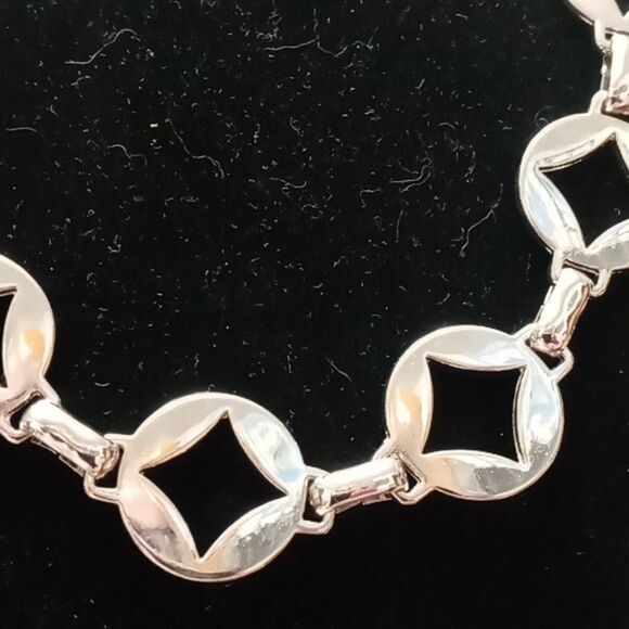 Necklace  - Picture 2 of 4